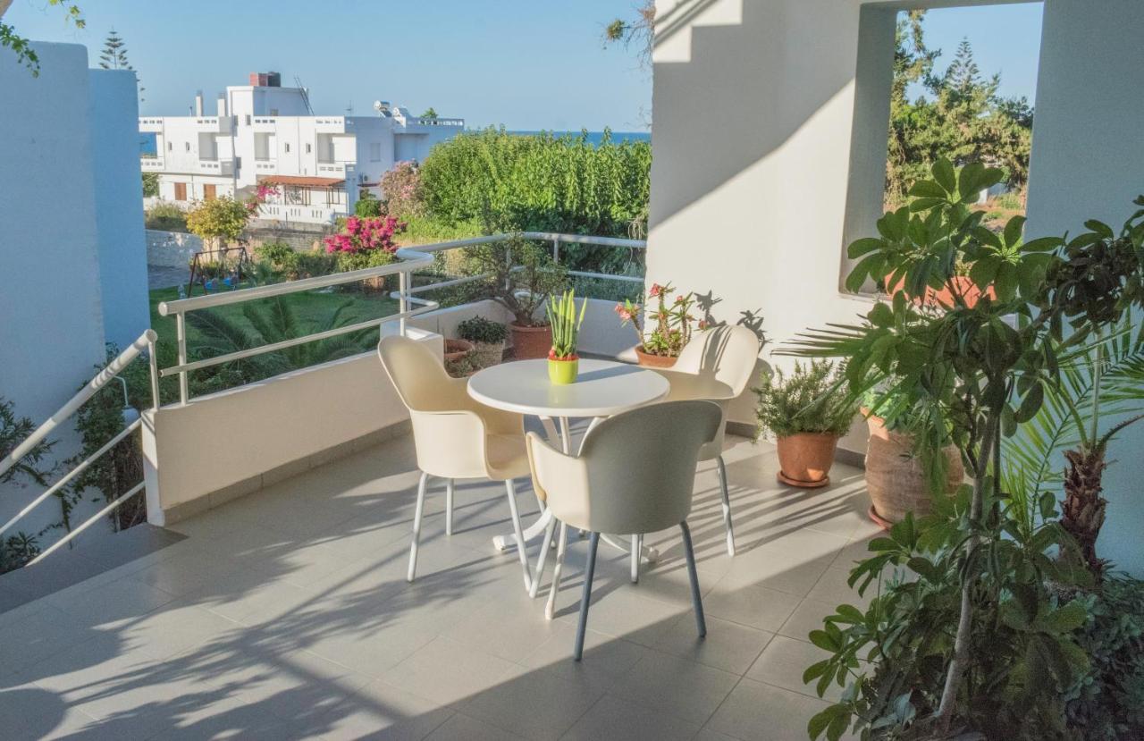 Stefanie Studios Agia Marina Exteriér fotografie