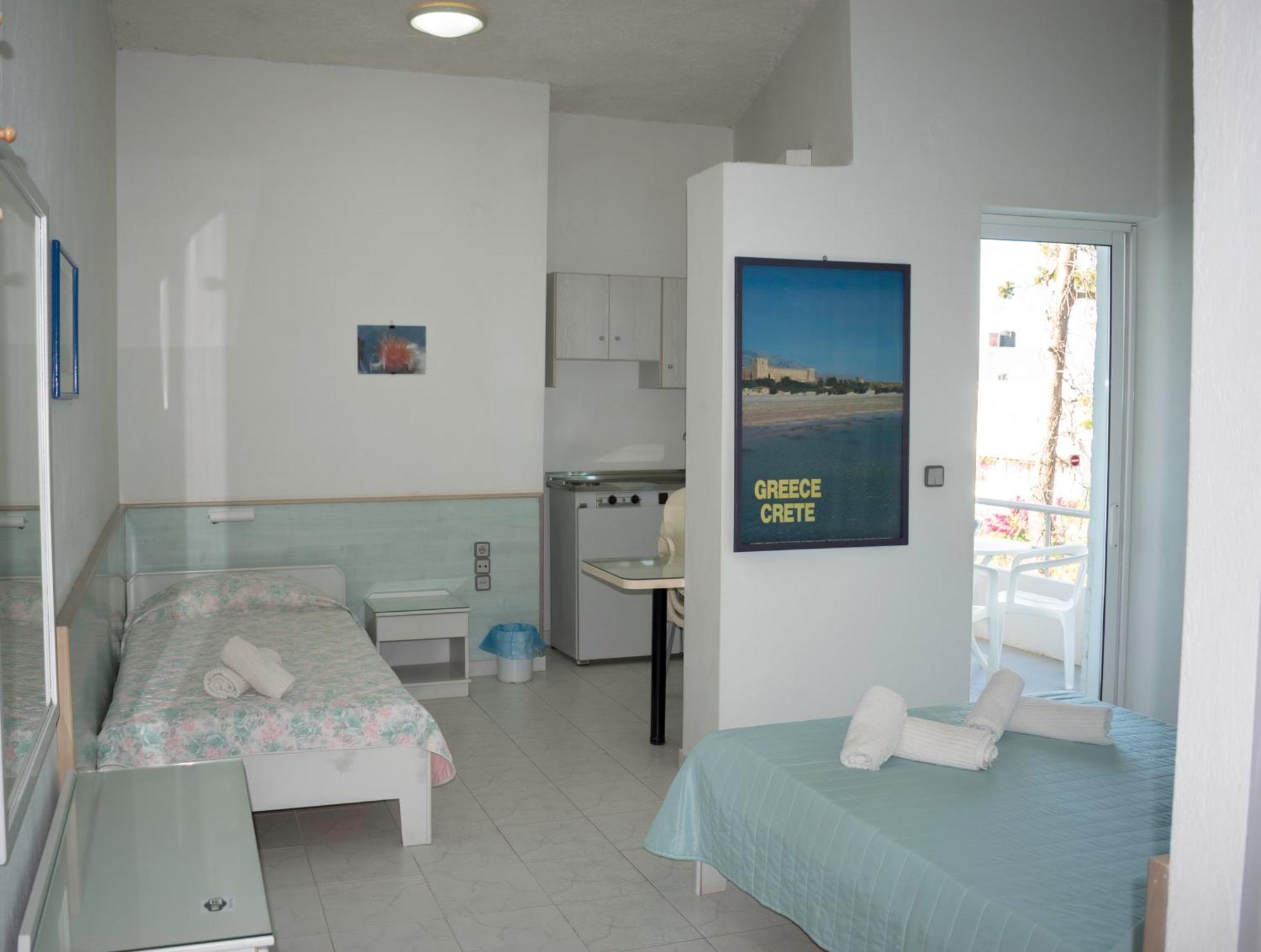 Stefanie Studios Agia Marina Exteriér fotografie