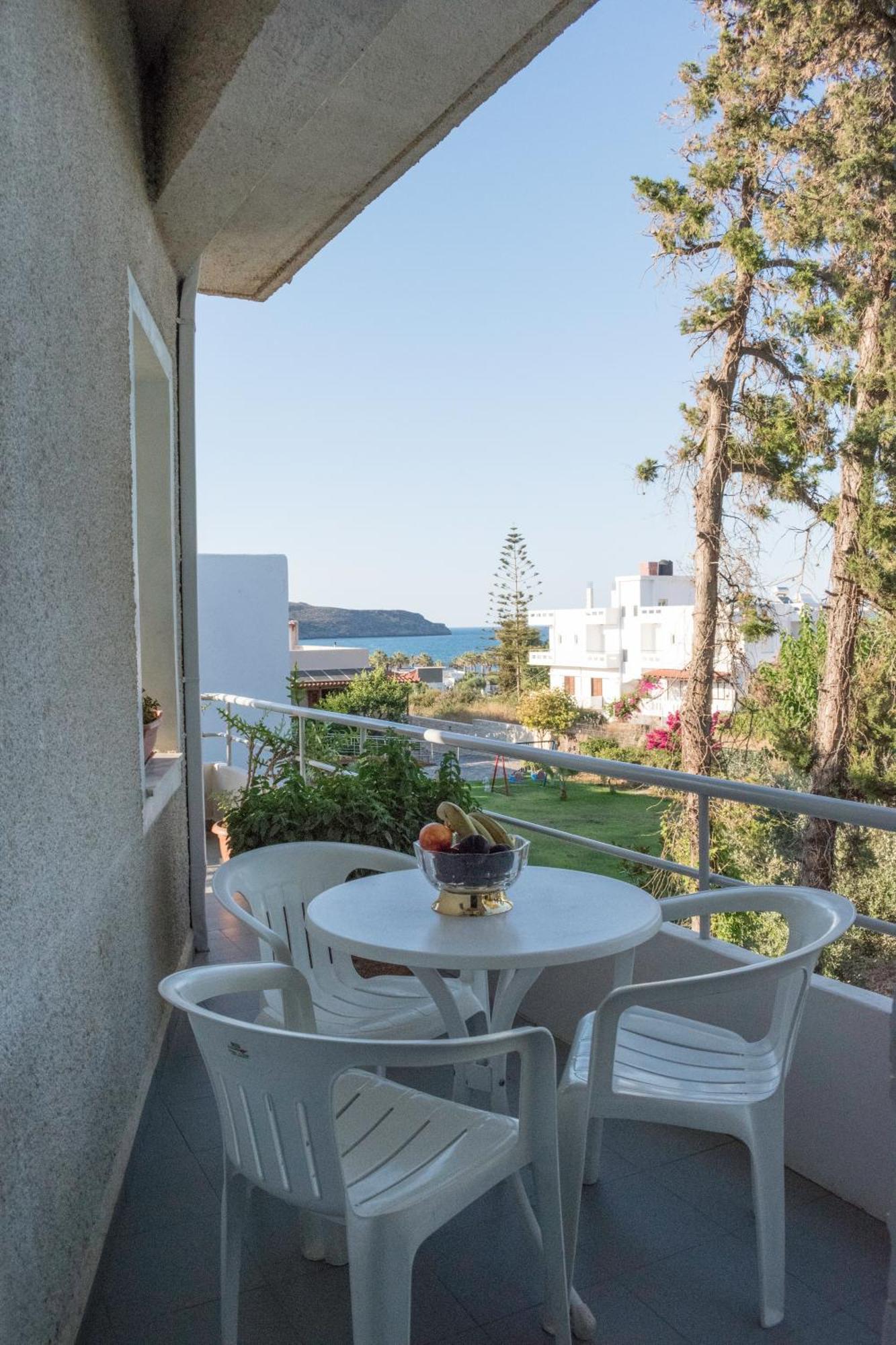 Stefanie Studios Agia Marina Exteriér fotografie